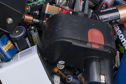 宜川英旺乡收废旧叉车蓄电池-旧锂电池回收价-收废旧新能源电池